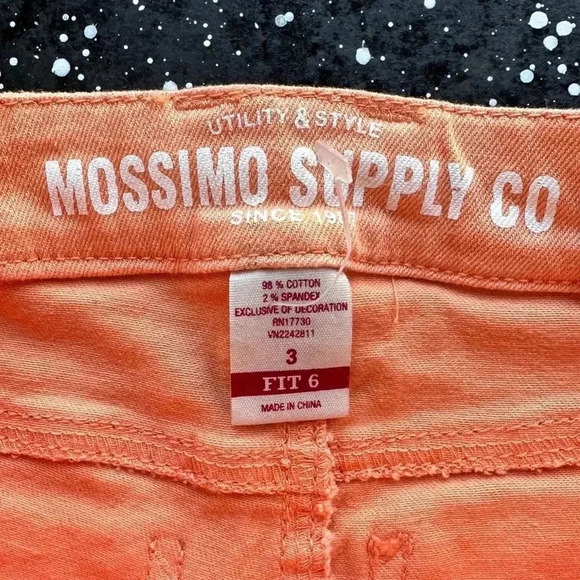 NWT Mossimo Low Waist Shorts Size 3 Fit 6 - Picture 3 of 5